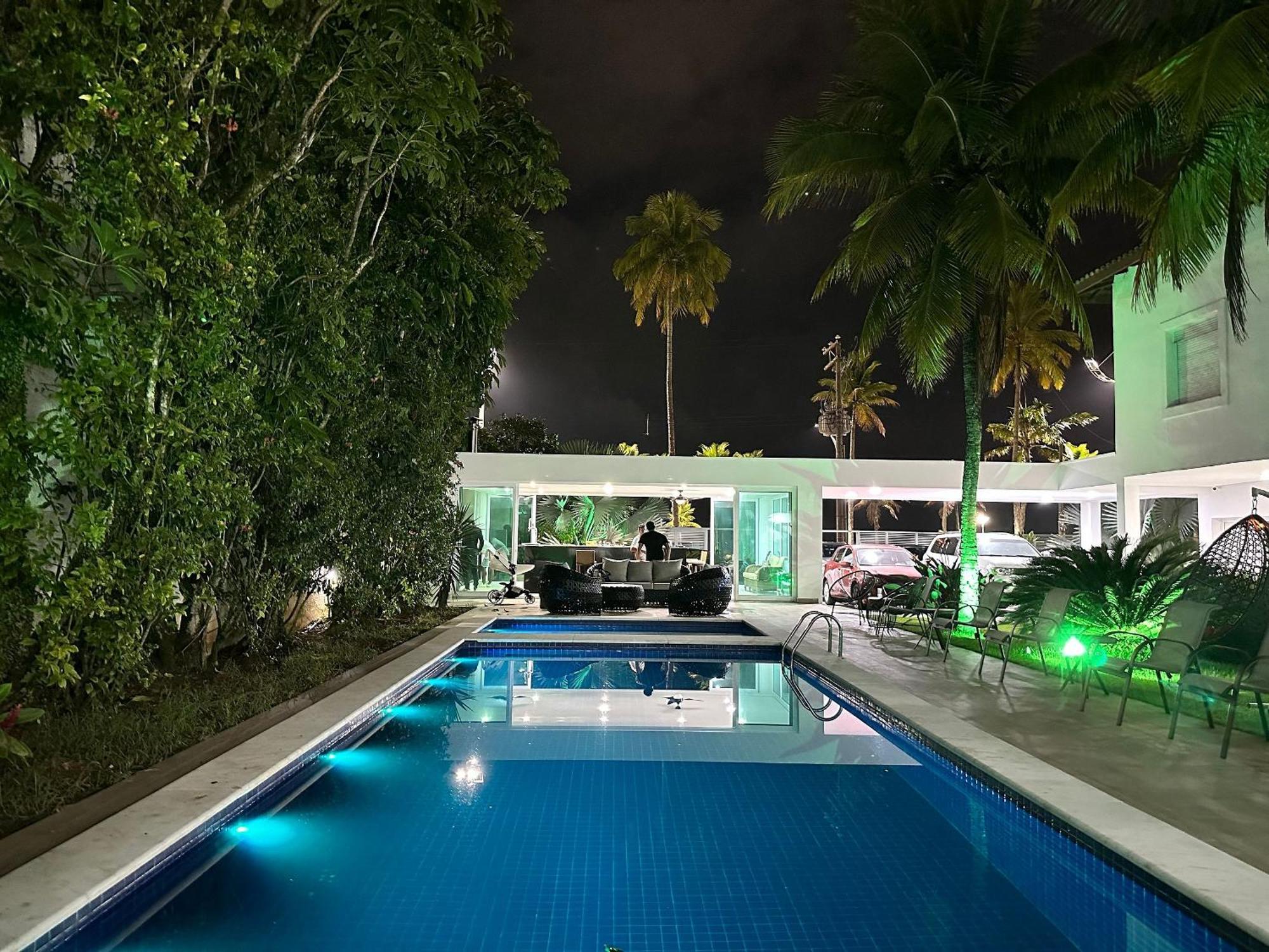 Sal Di Mare Hotel Boutique - Frente Ao Mar Com Piscina Гуаружа Экстерьер фото